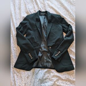 Elizabeth and James Green blazer